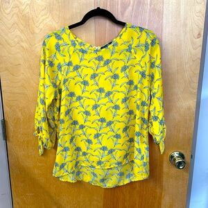 Summer Blouse with 3/4 length sleeves